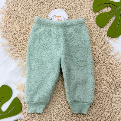 Conj. Jaqueta Tigresa com Capuz e Calça em Pelinho-Verde